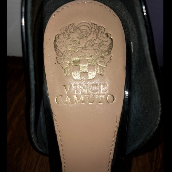 Vince Camuto Patent Leather/suede High Heels 4" - Picture 2 of 6